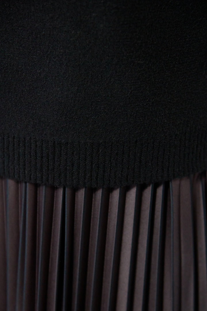 2WAYレイヤードニット