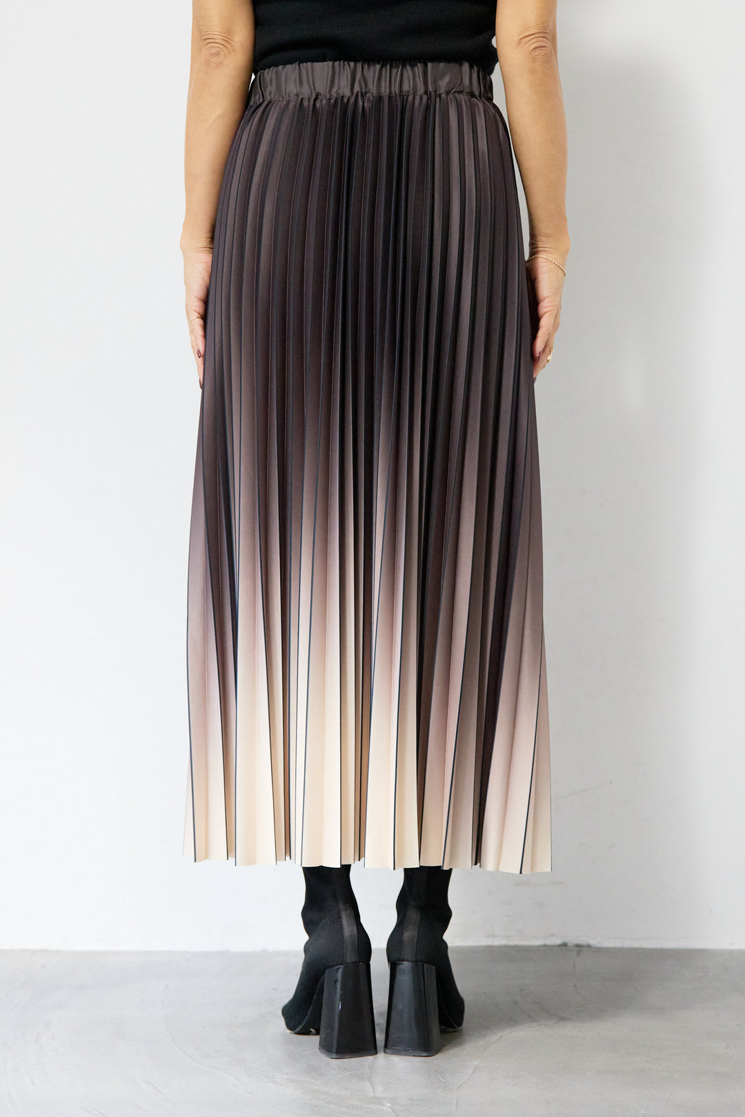 [SET]2WAYレイヤードニット+グラデーションロングプリーツスカート(2set)