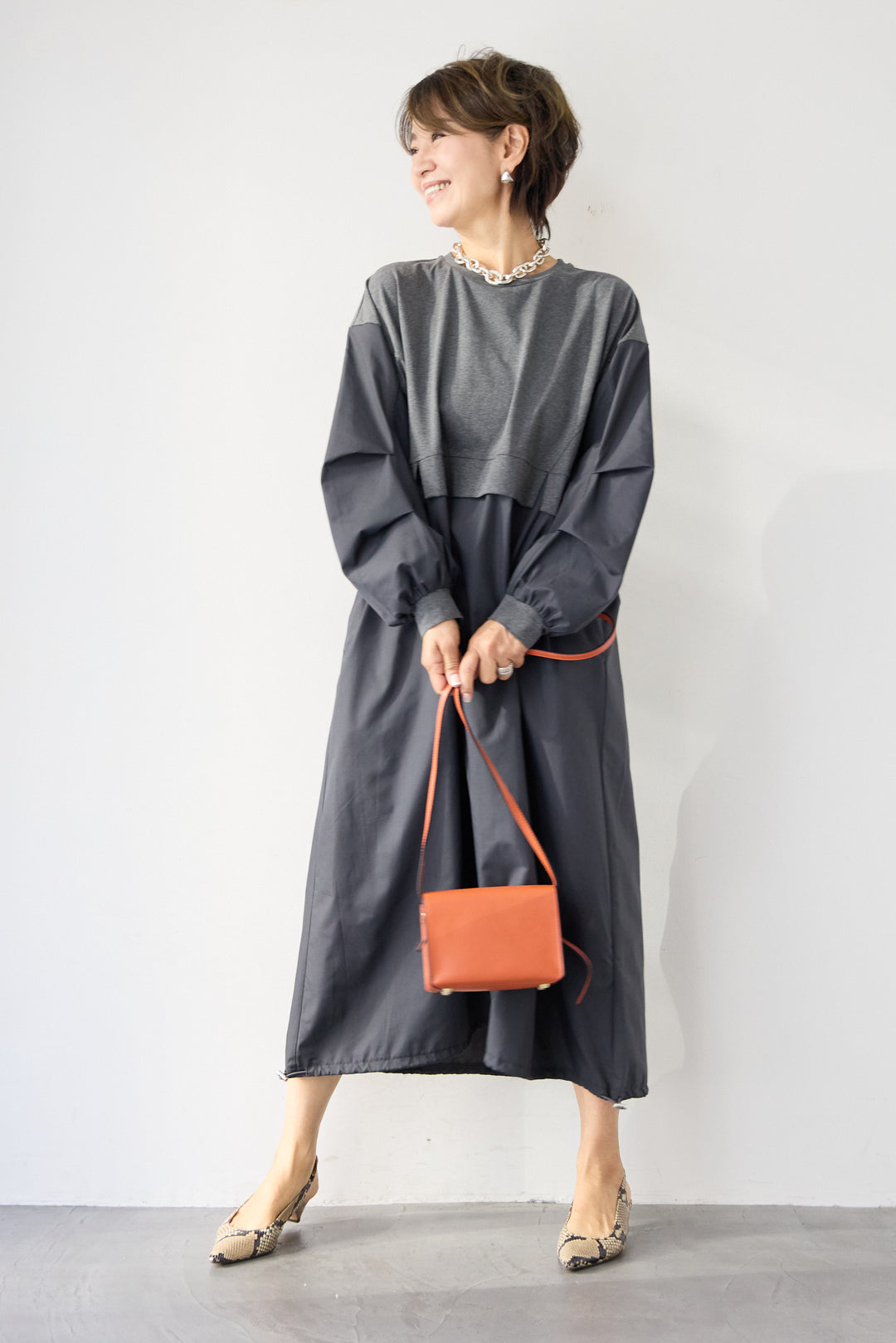 布帛切替カットワンピース