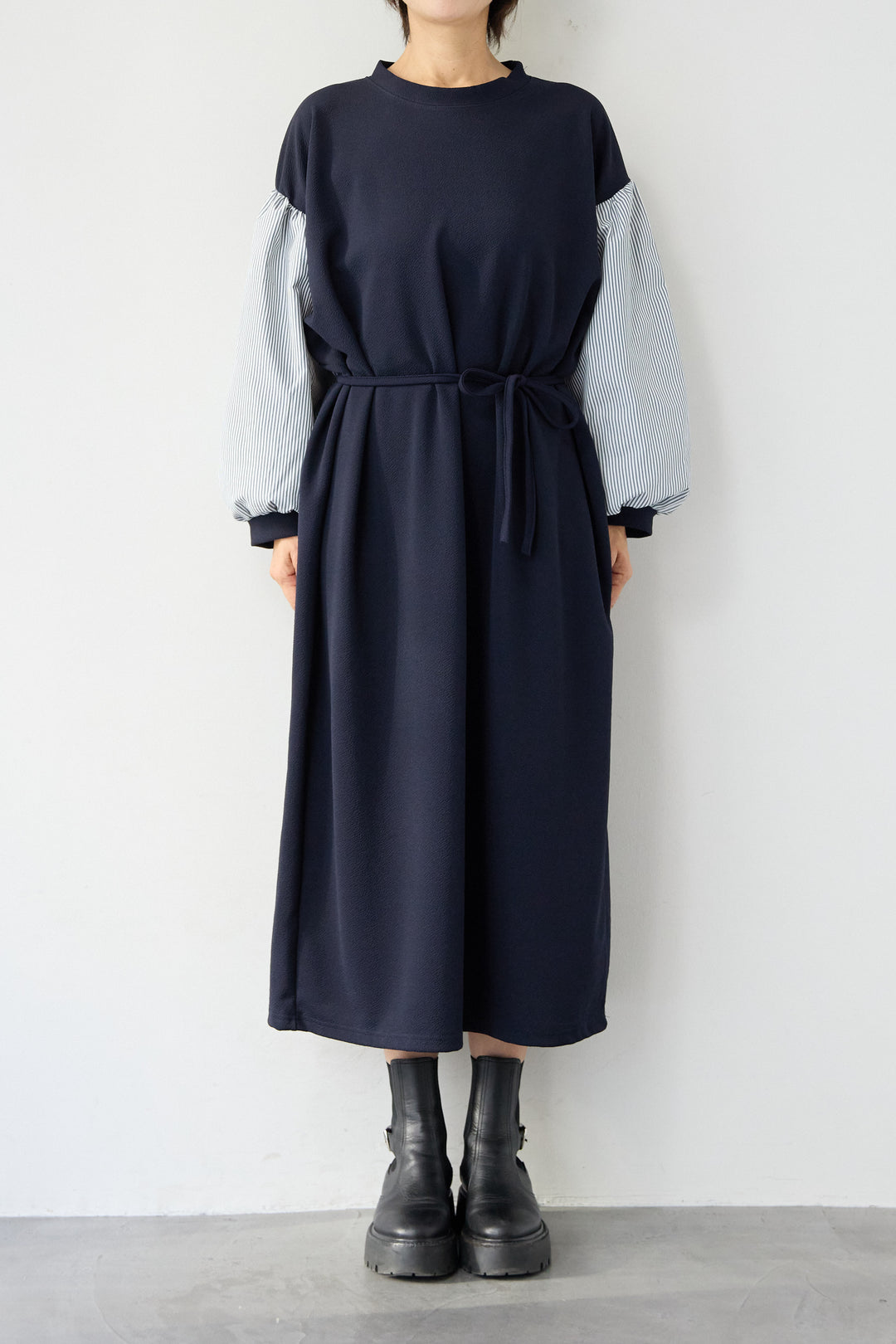 ストライプボリュームスリーブ カットワンピース
