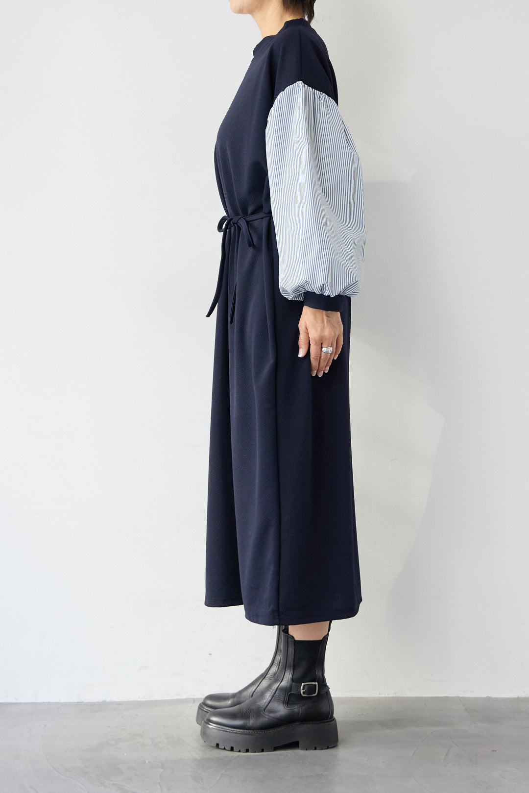 ストライプボリュームスリーブ カットワンピース