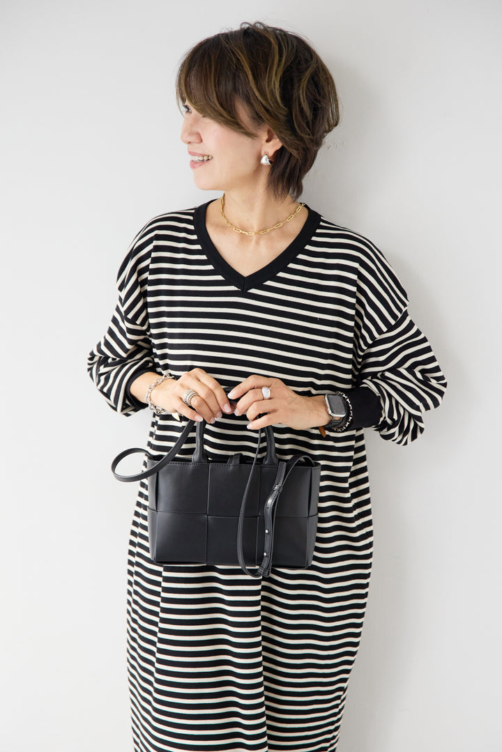 Vネックボーダー ロングワンピース