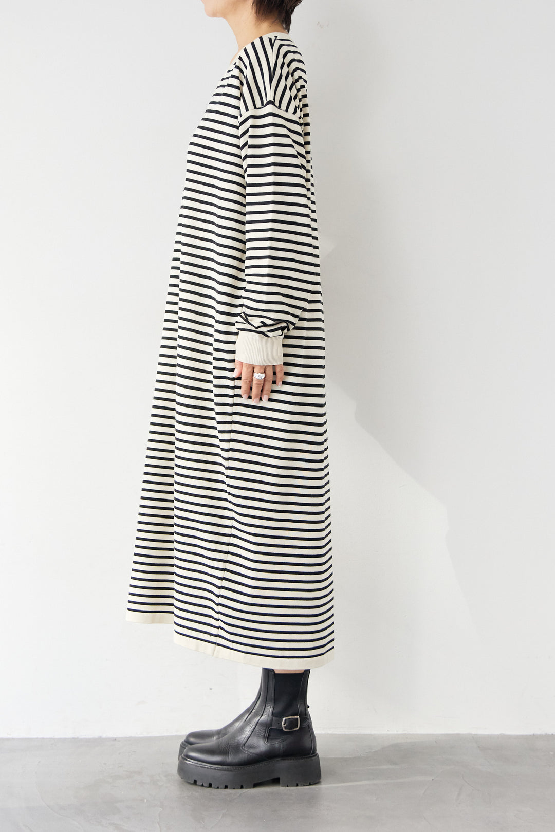 Vネックボーダー ロングワンピース