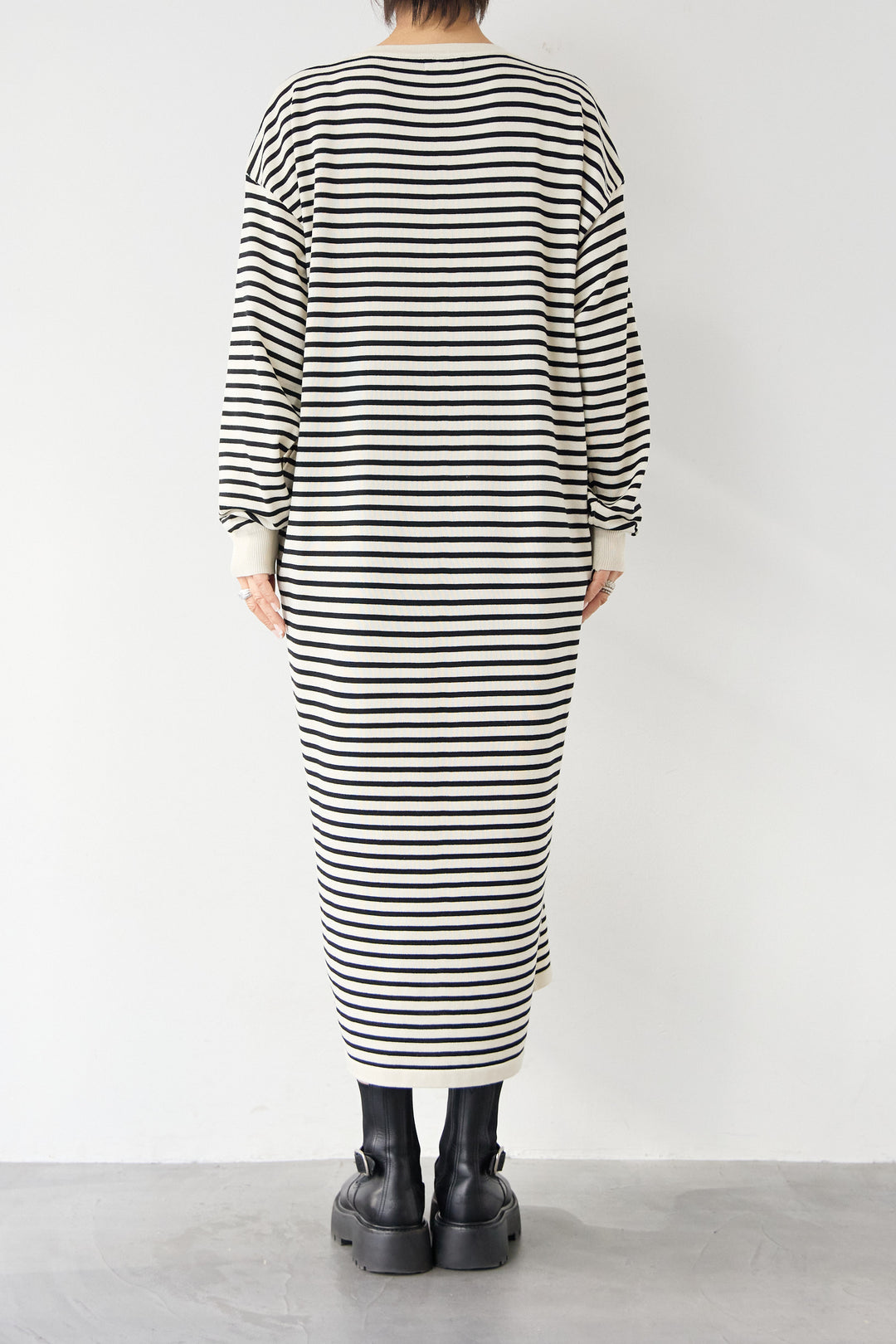 Vネックボーダー ロングワンピース