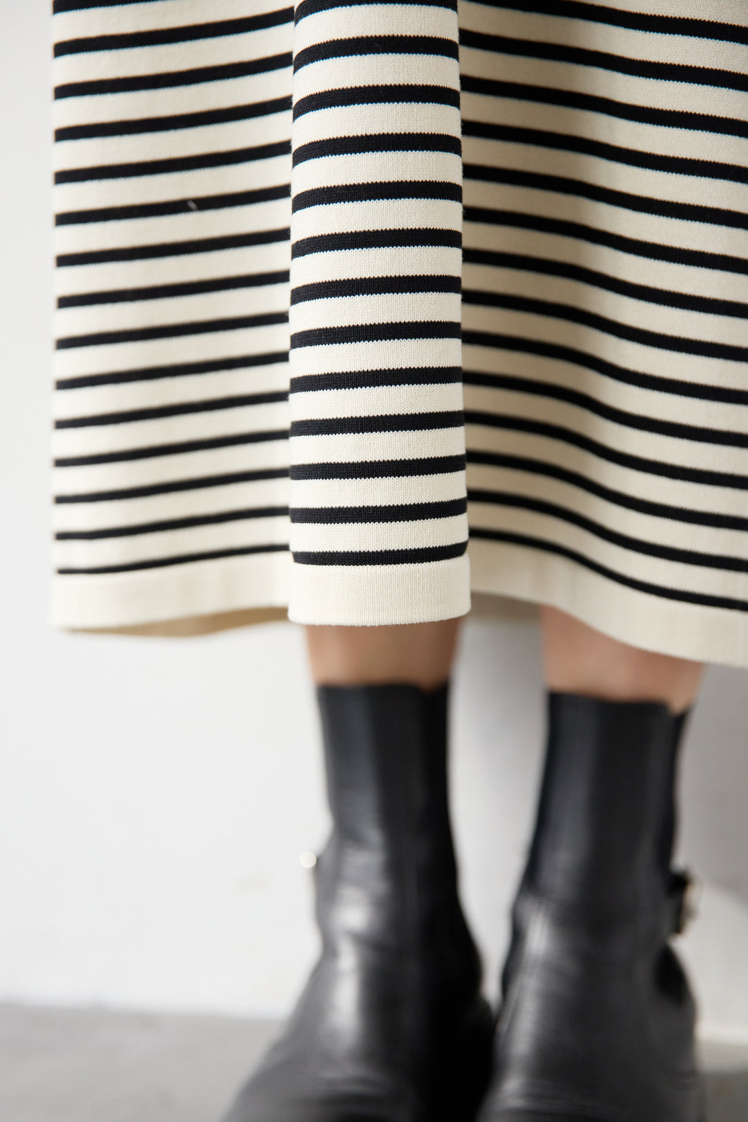 Vネックボーダー ロングワンピース