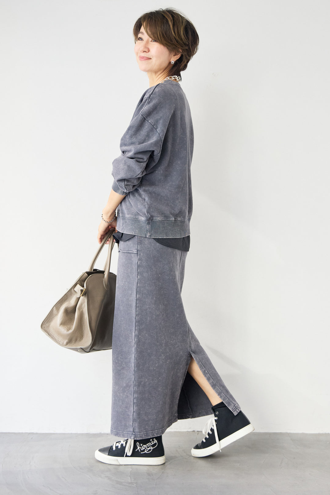 ピグメントスウェットスカート