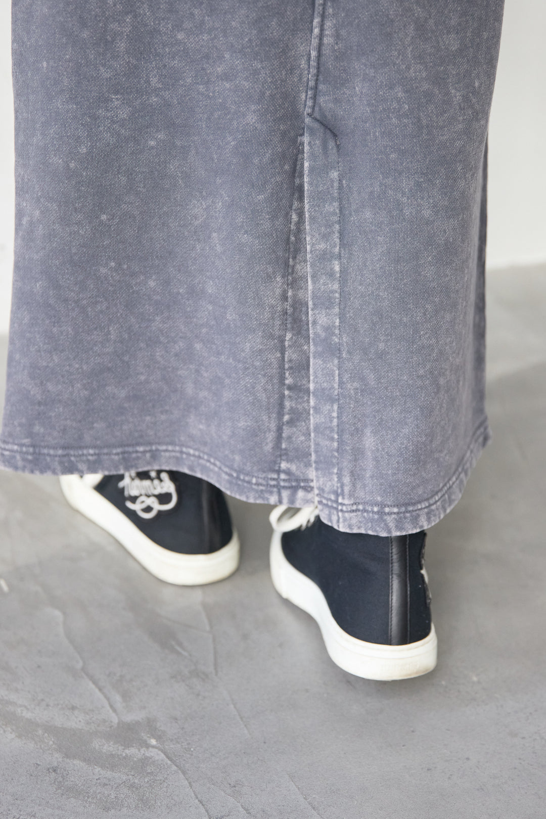 ピグメントスウェットスカート