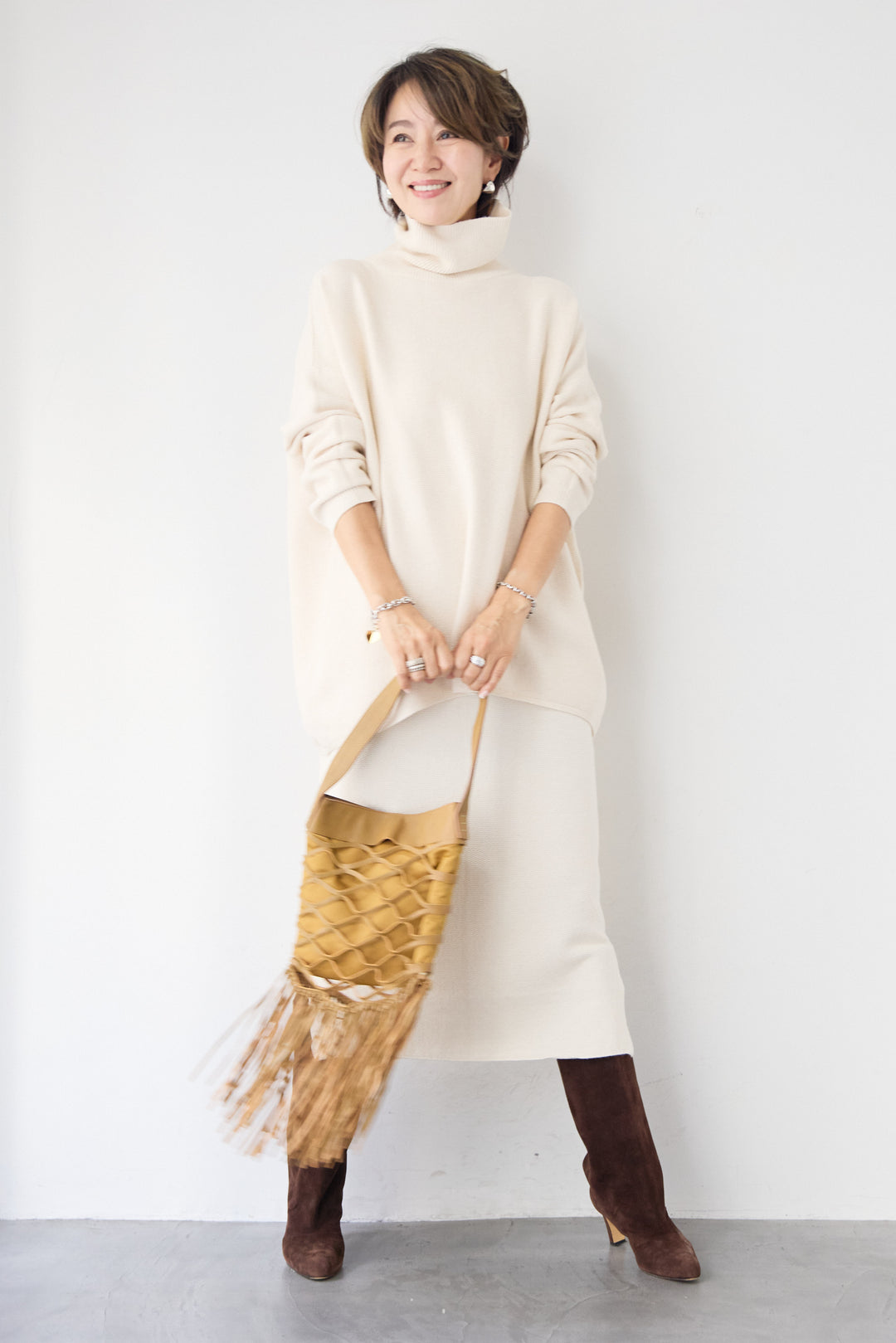 カノコ編みミディ丈ニットスカート