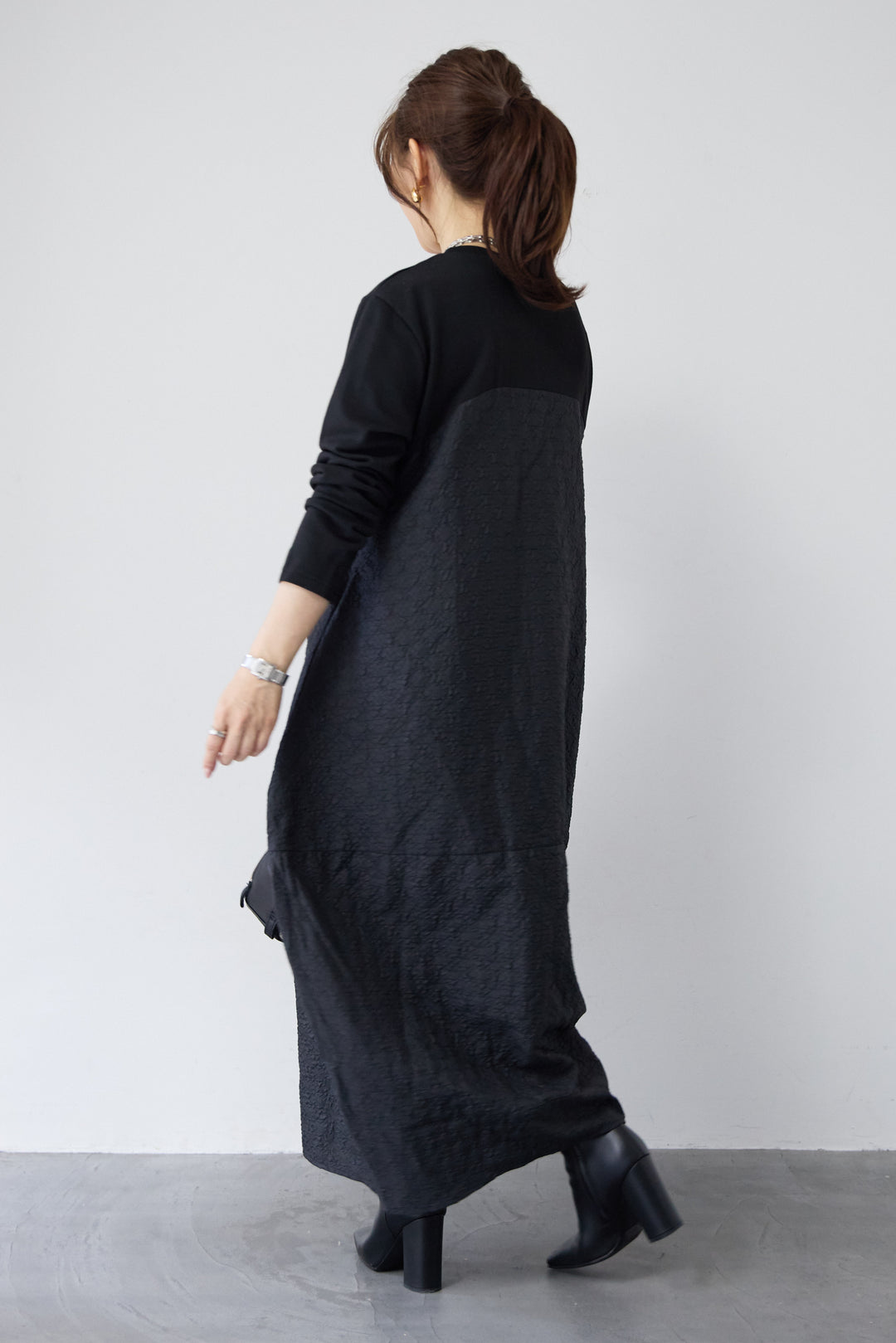 ジャガード切替コクーンワンピ