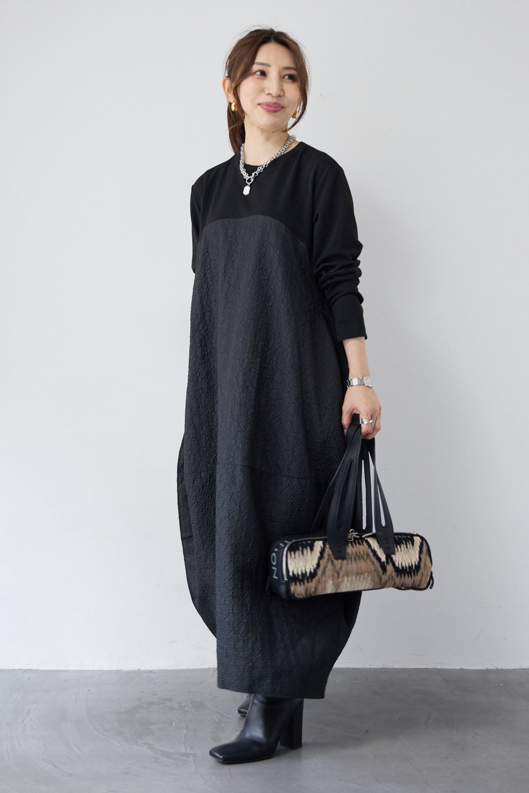 ジャガード切替コクーンワンピ