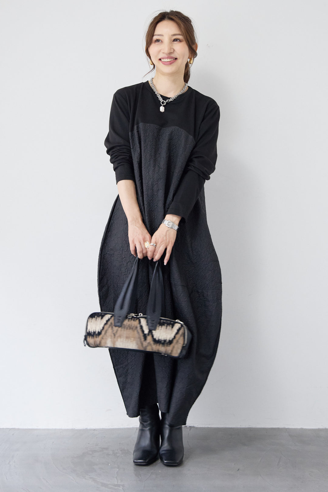 ジャガード切替コクーンワンピ