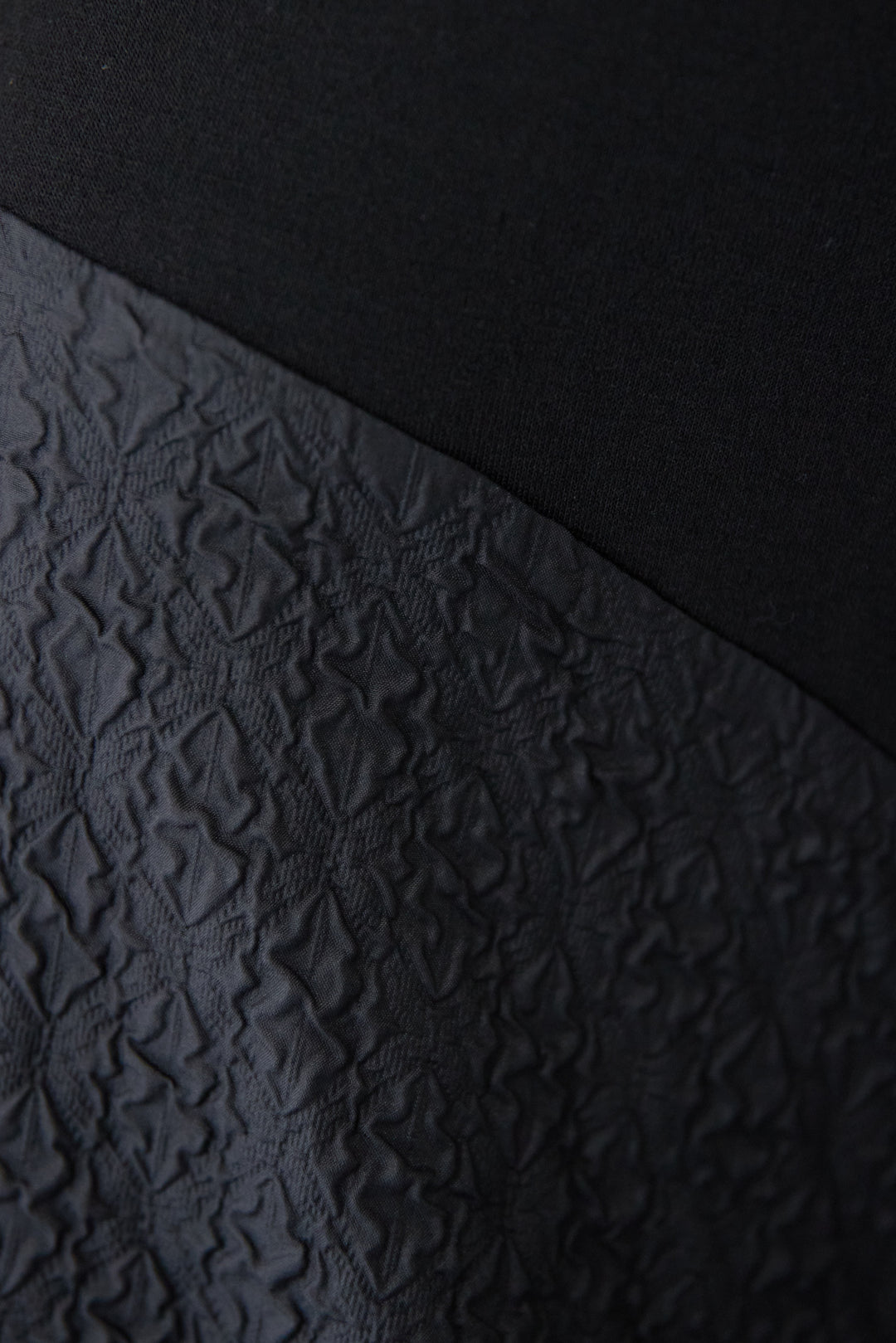 ジャガード切替コクーンワンピ