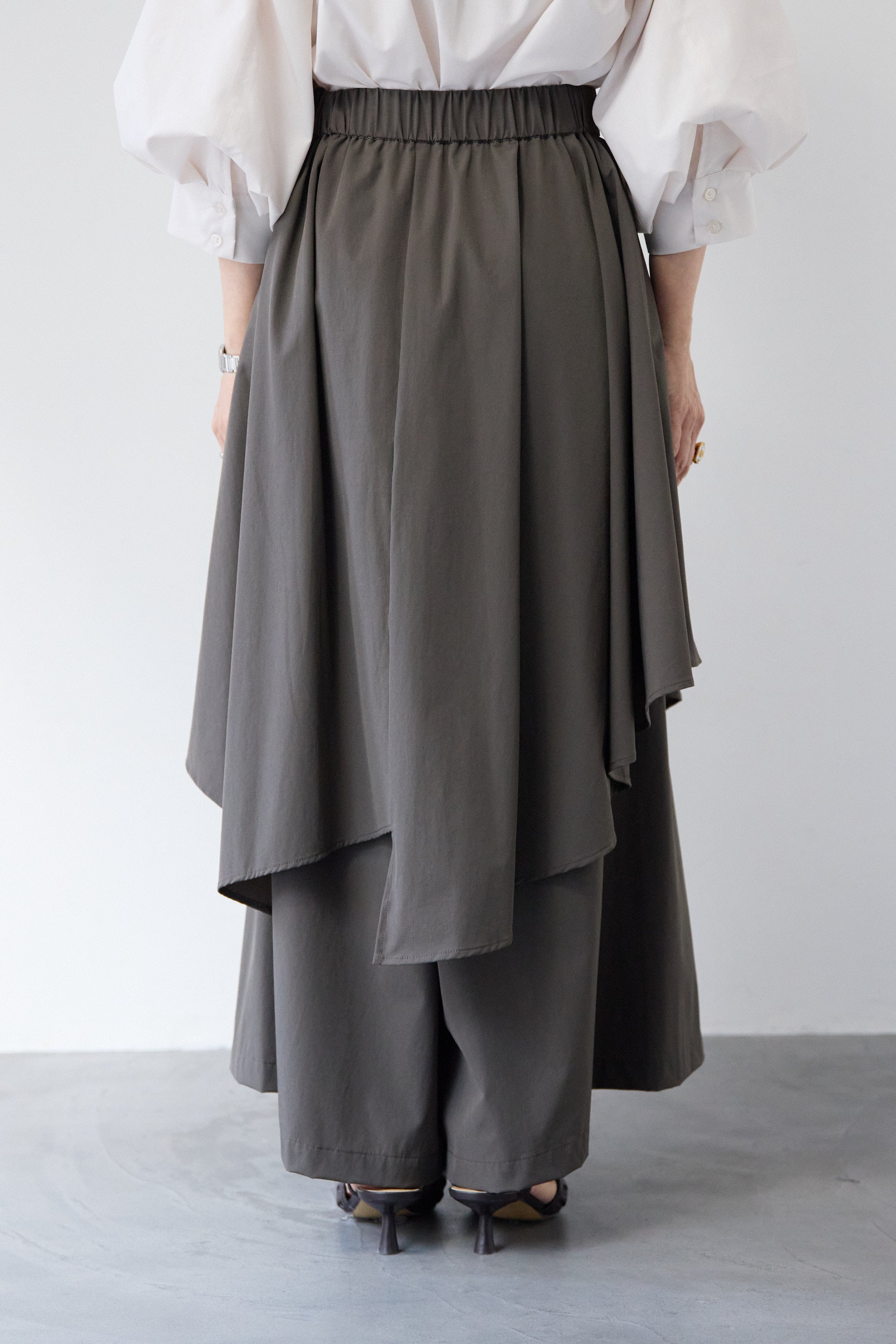 SET]袖タックスキッパーシャツ+ランダムヘムストレッチスカートパンツ