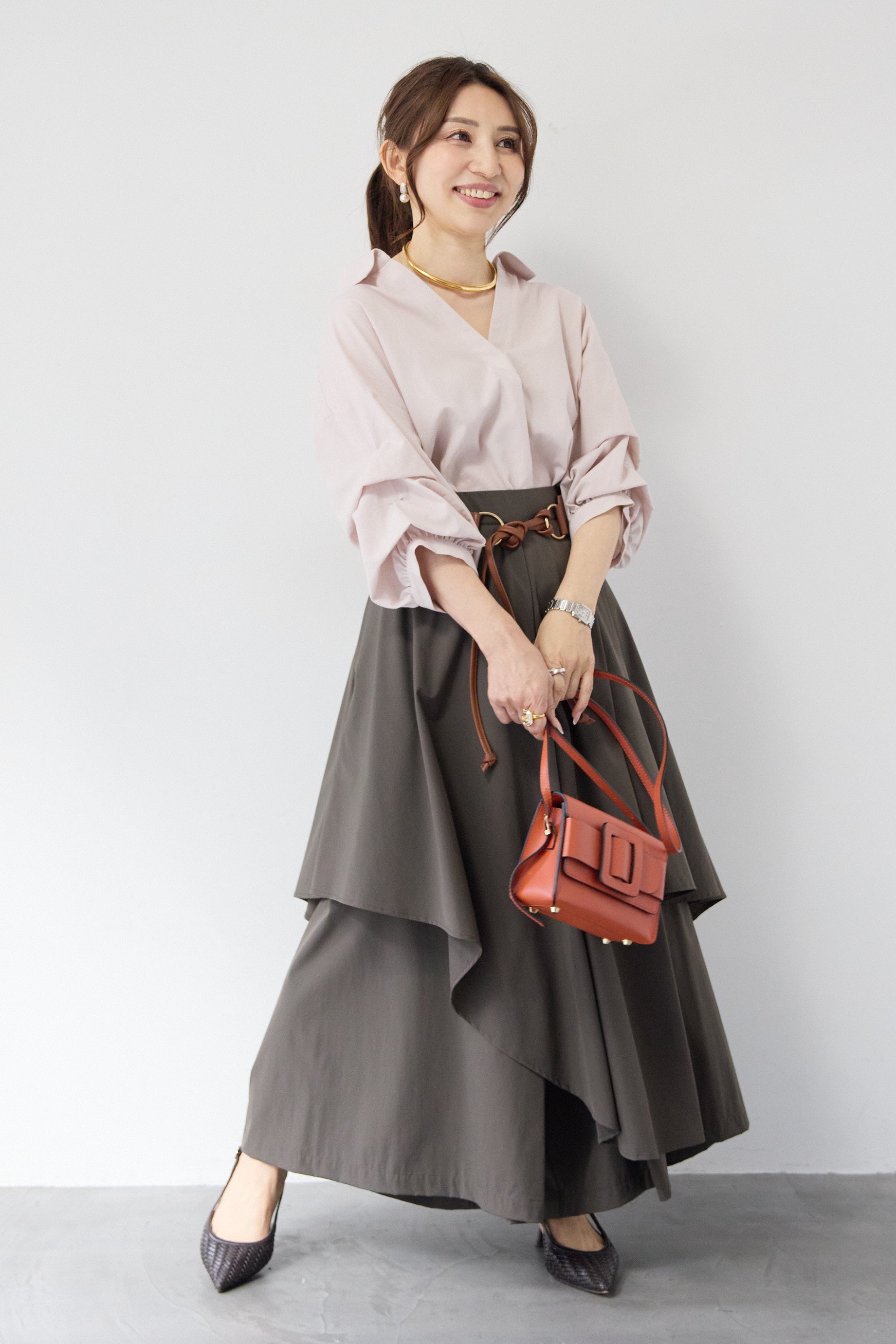 SET]袖タックスキッパーシャツ+ランダムヘムストレッチスカートパンツ