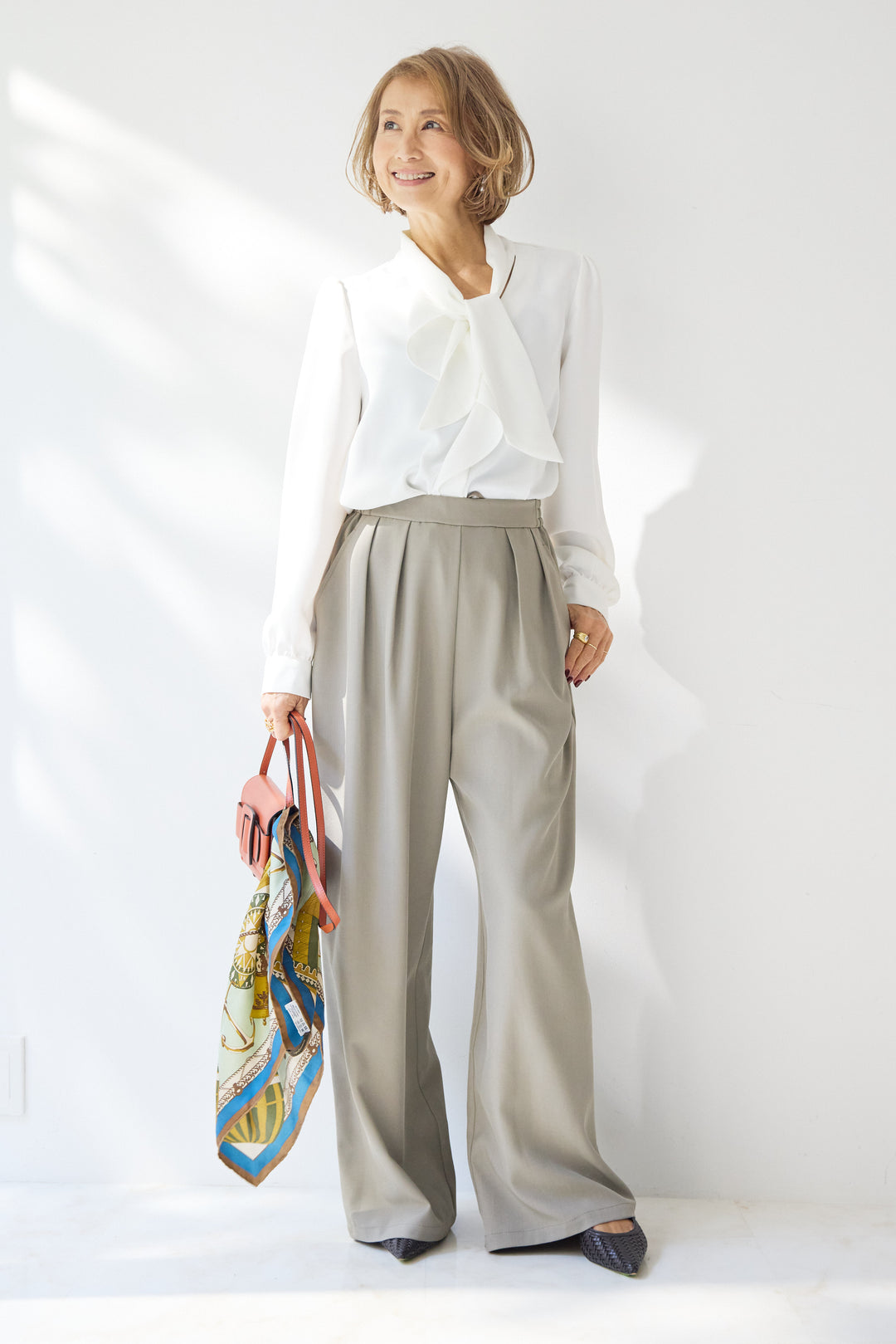 【イージーケア】ストレッチタックワイドパンツ