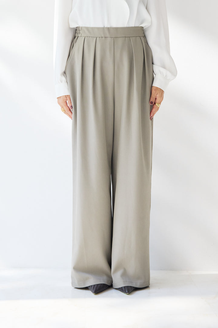 【イージーケア】ストレッチタックワイドパンツ