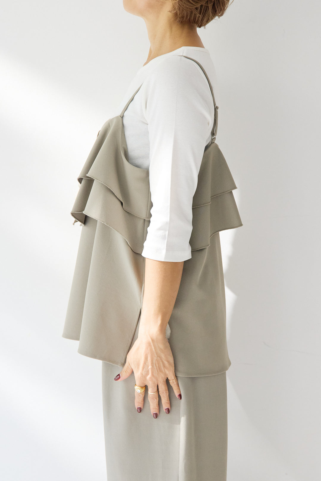 [SET]【イージーケア】ティアードフリル キャミソール+【イージーケア】ストレッチタックワイドパンツ+ベーシックフィット七分袖カットソー(3set)