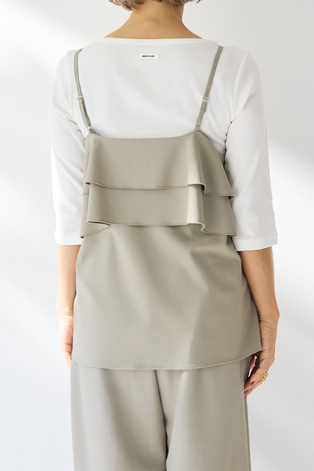 【イージーケア】ティアードフリル キャミソール