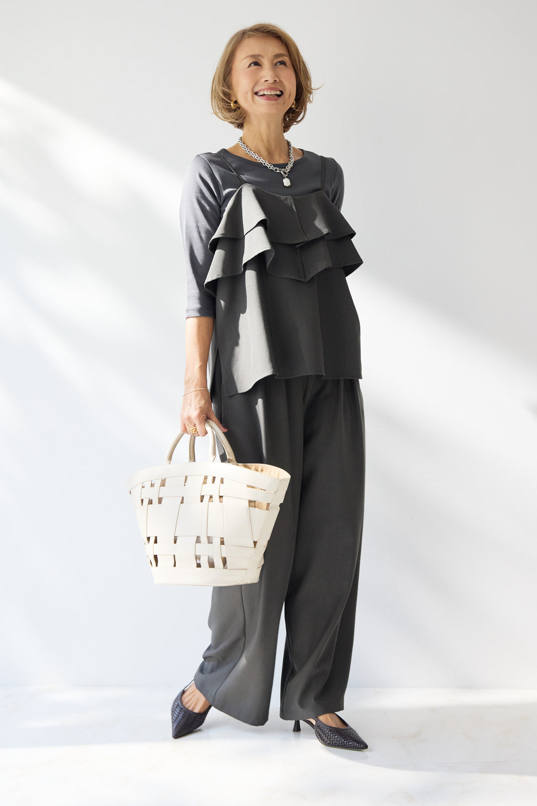 【イージーケア】ストレッチタックワイドパンツ