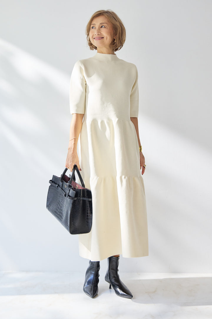 ティアードニットワンピース