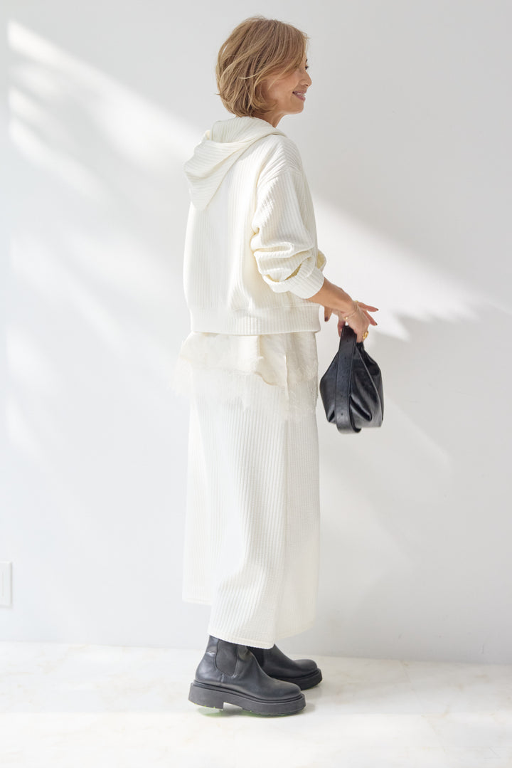 [SET]ソフトリブ フーディー+スカートセット+シルキーエリュール レースキャミソール(2set)