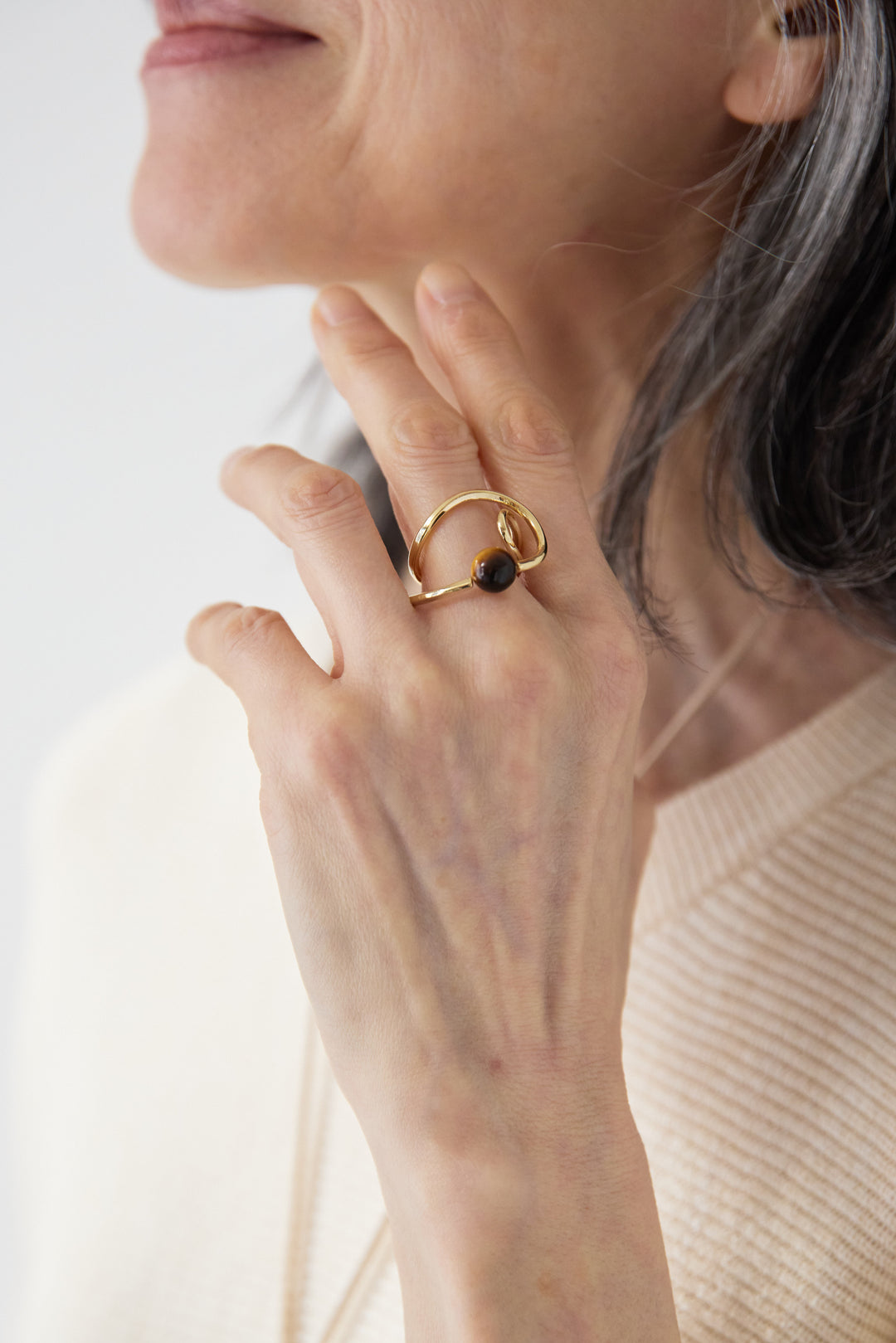 ニュアンスウェーブ ストーンリング