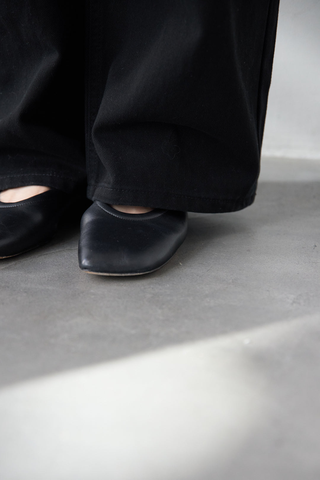 ストレートワイドデニムパンツ