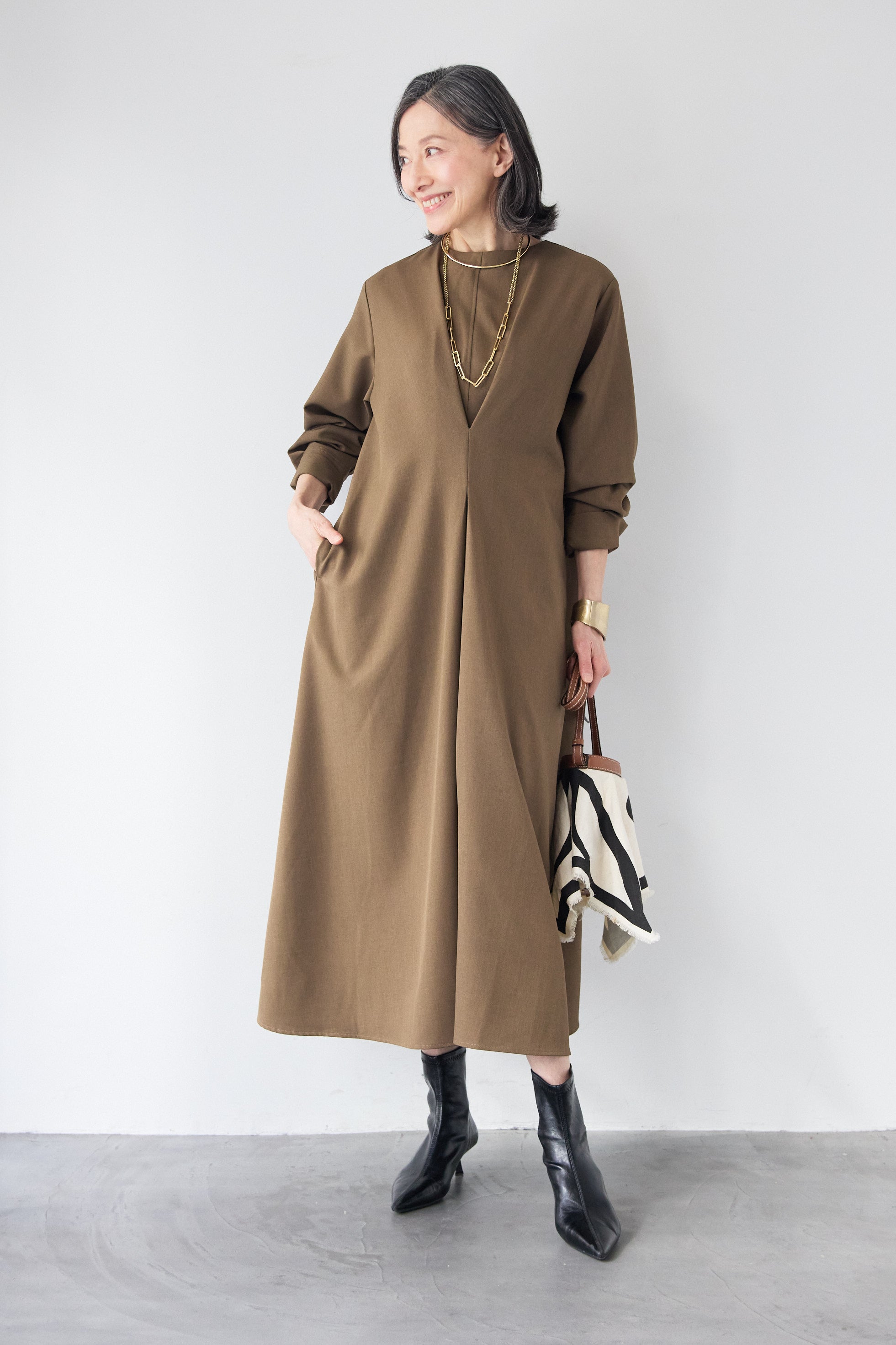 ツイルフロントタックワンピース – plusotoha