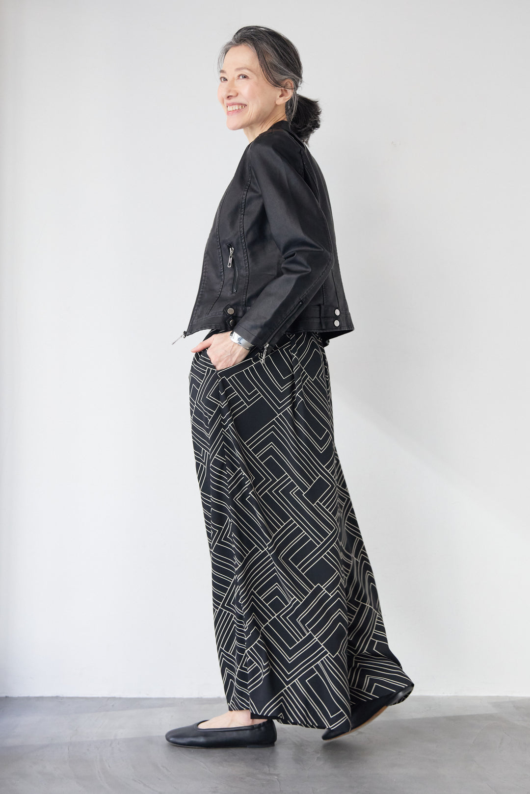 エコスムースレザー スタンドカラー ライダースジャケット