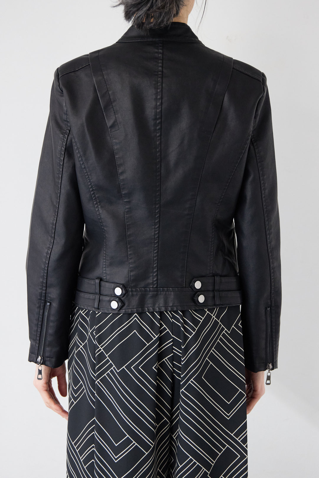 エコスムースレザー スタンドカラー ライダースジャケット