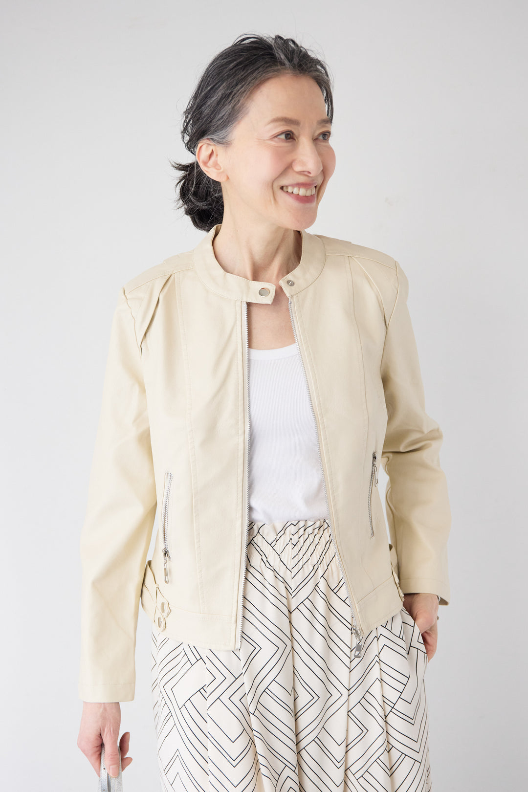 エコスムースレザー スタンドカラー ライダースジャケット