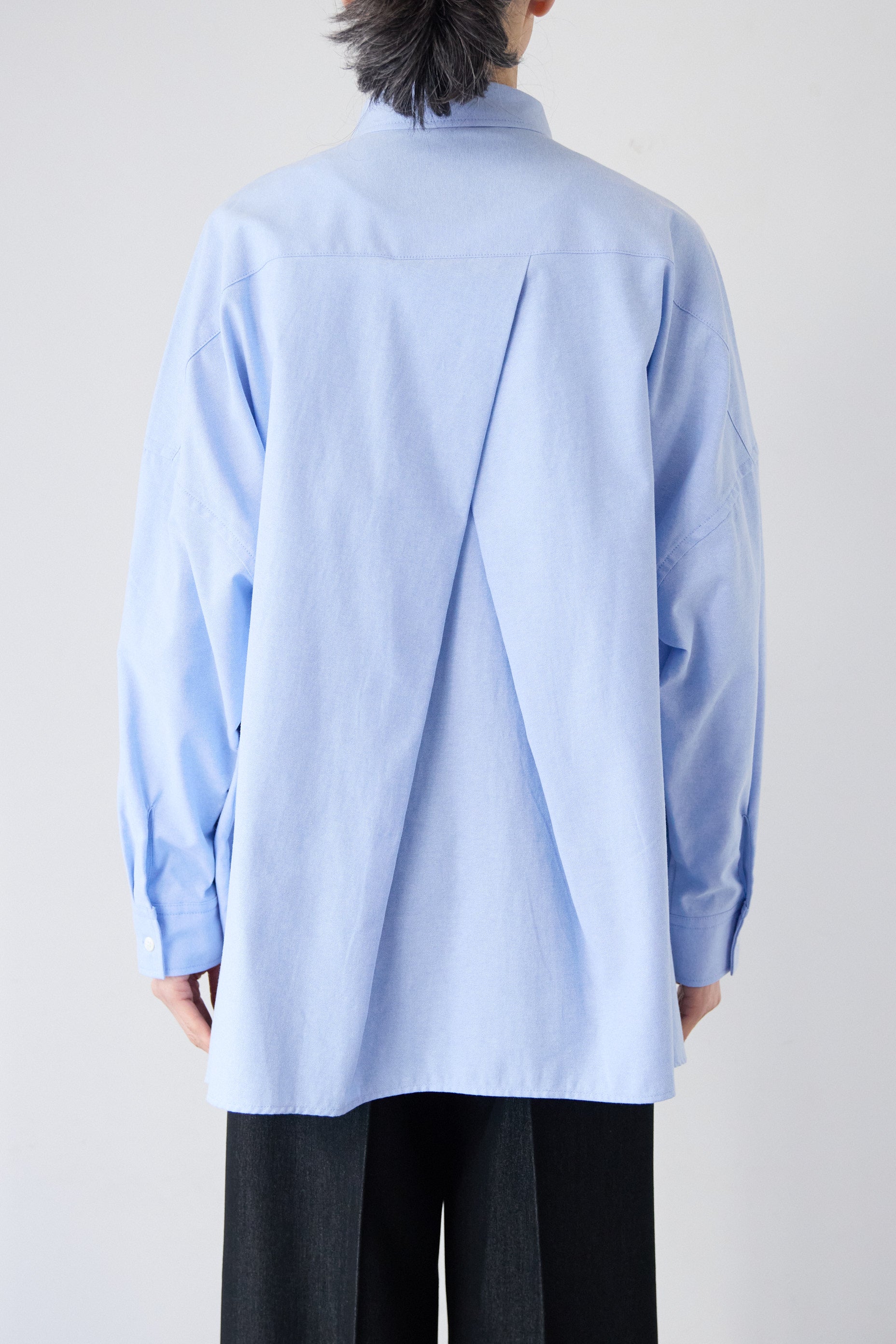 バックタック・オックスルーズシャツ – plusotoha