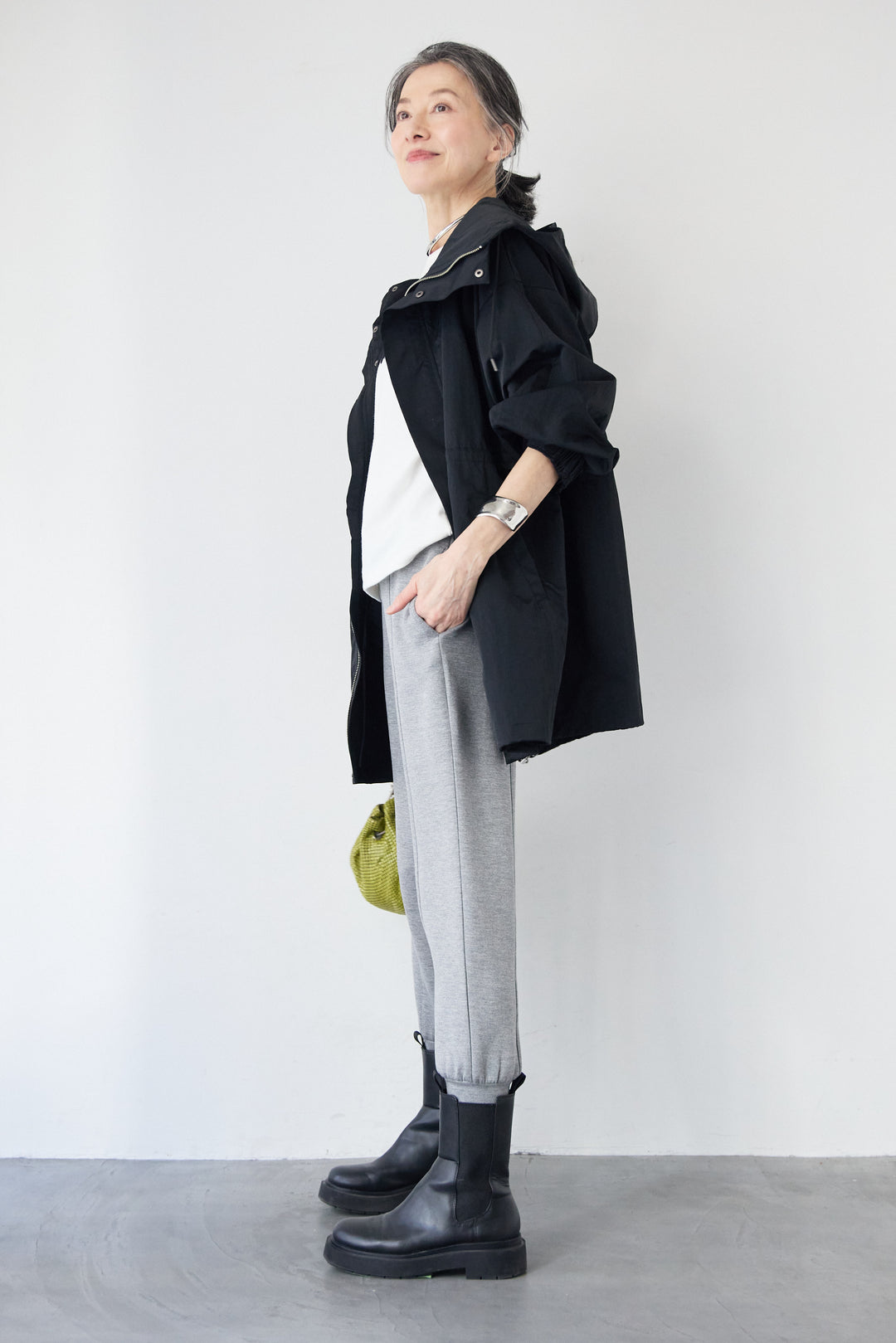 ミリタリーフーディーライトウェイト・マウンテンパーカー