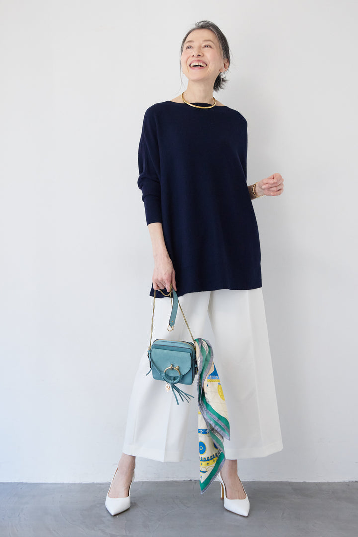 ボートネック・ドルマン・オーバーサイズプルオーバー