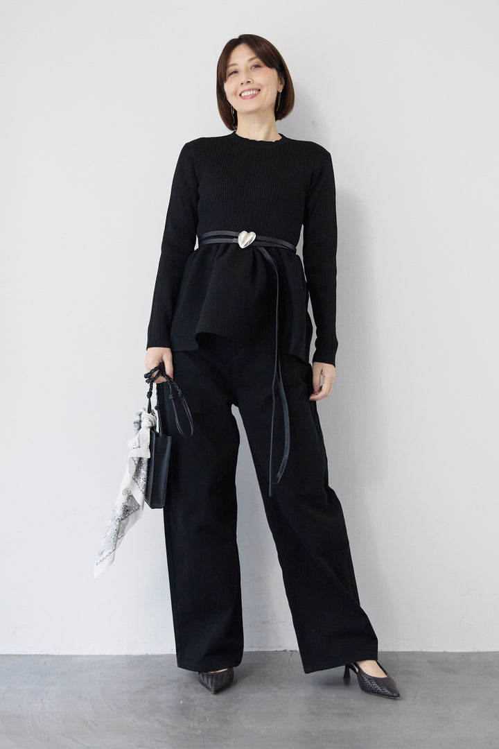 クルーネックペプラムニット