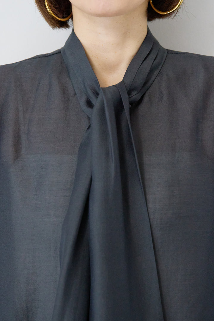 ソフトシフォン ボウタイトップス