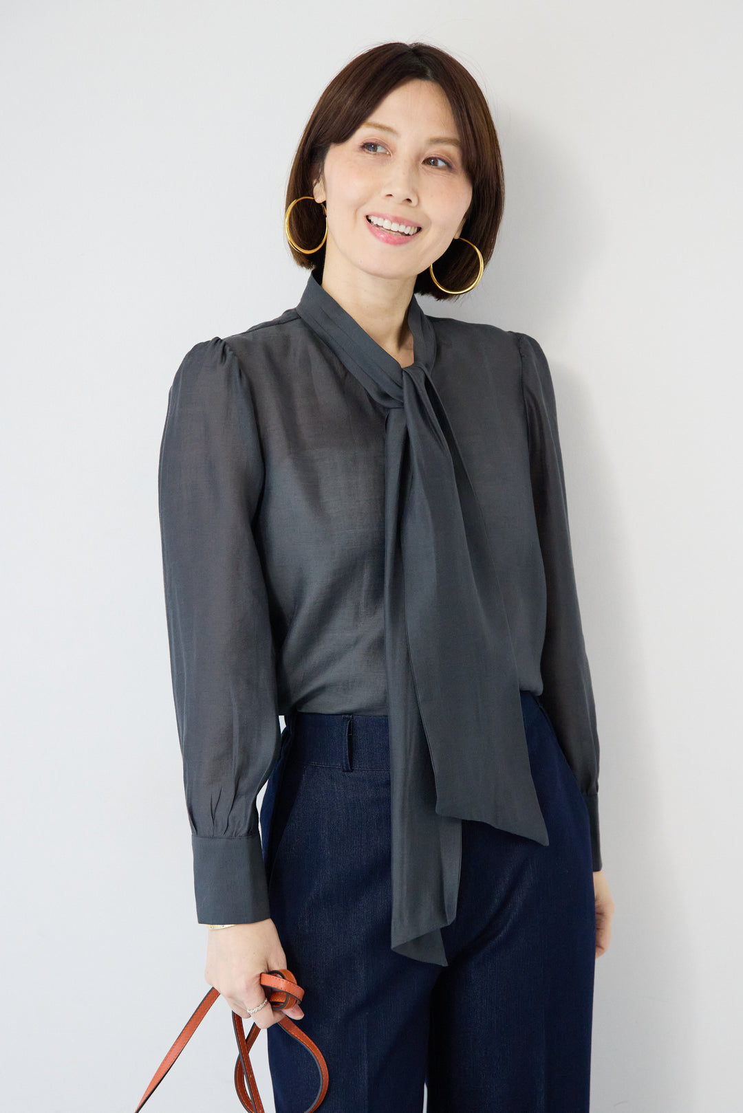 ソフトシフォン ボウタイトップス