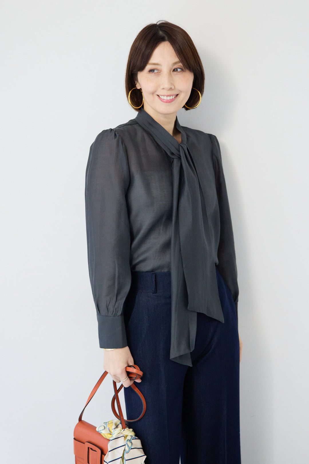 ソフトシフォン ボウタイトップス