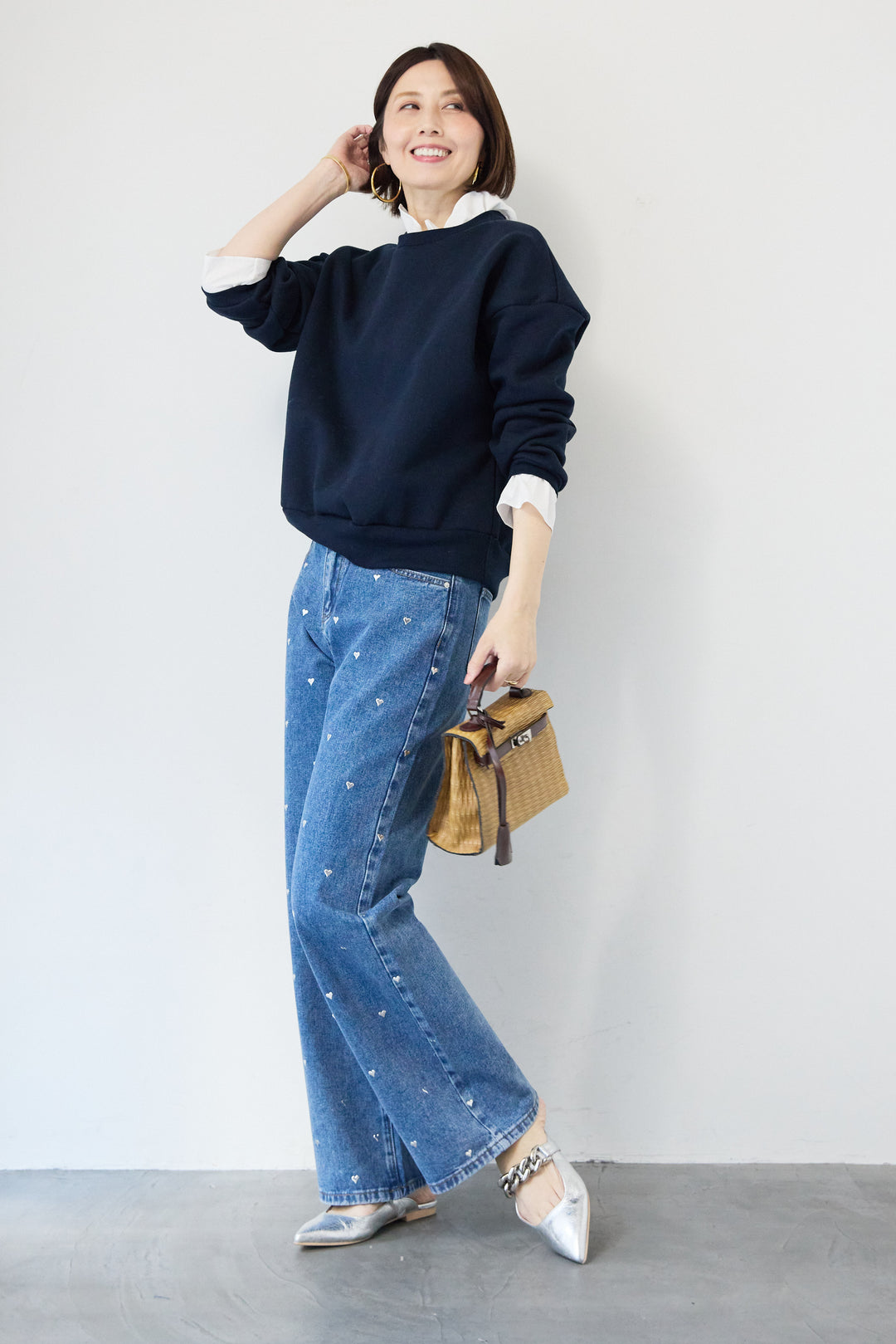 [SET]フリルレイヤードスウェットトップス+ハートスタッズ デニムパンツ(2set)