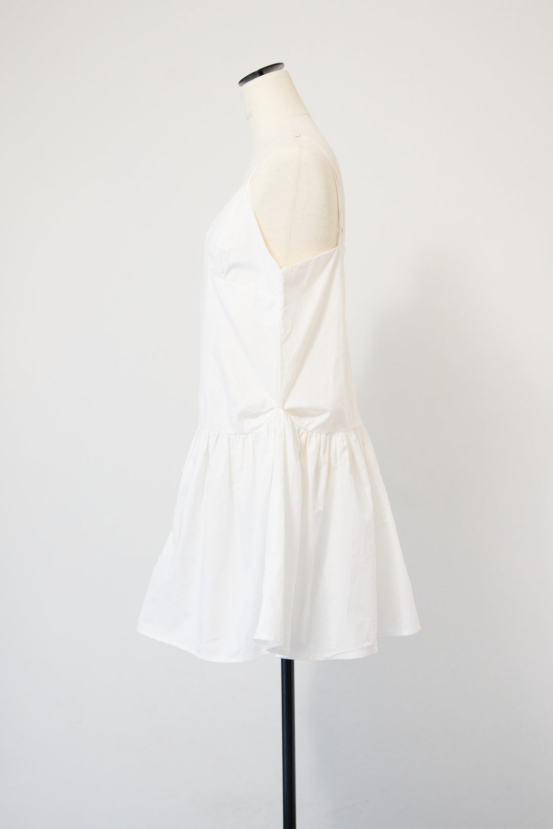 ペプラムボリューム・レイヤードキャミソール