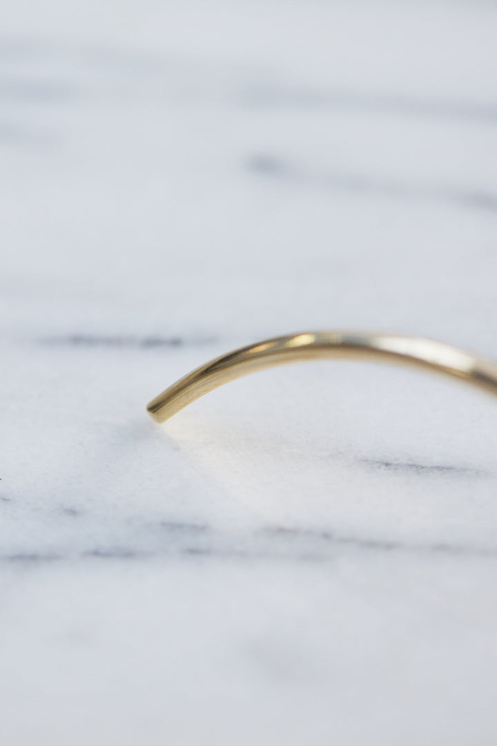 スリムカーブメタルチョーカー