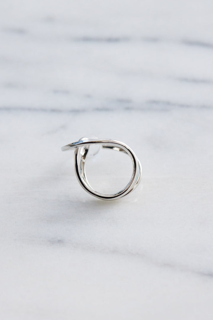 ニュアンスウェーブ ストーンリング