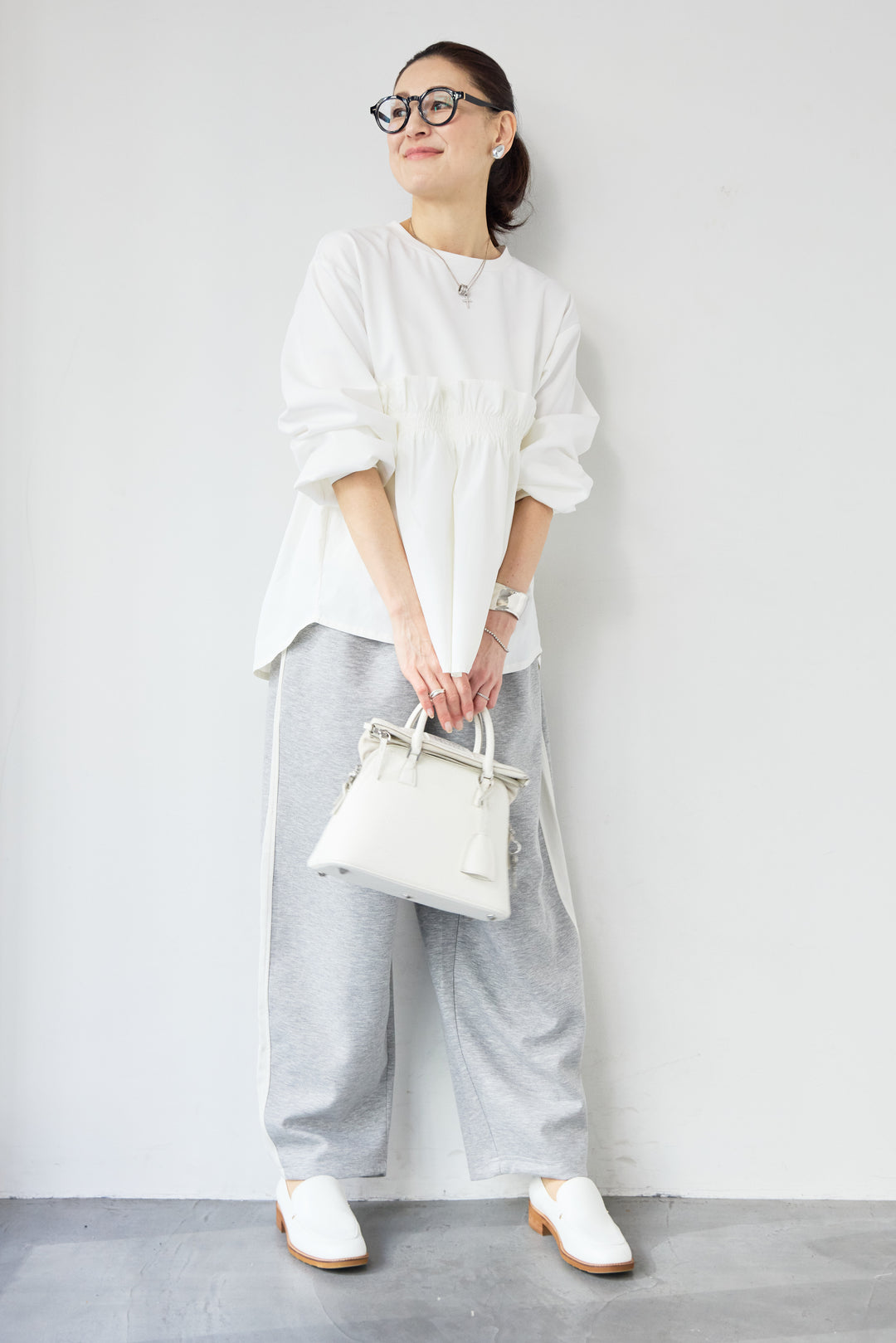 異素材切替サイドラインパンツ