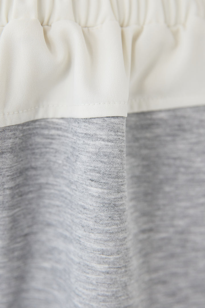 異素材切替サイドラインパンツ