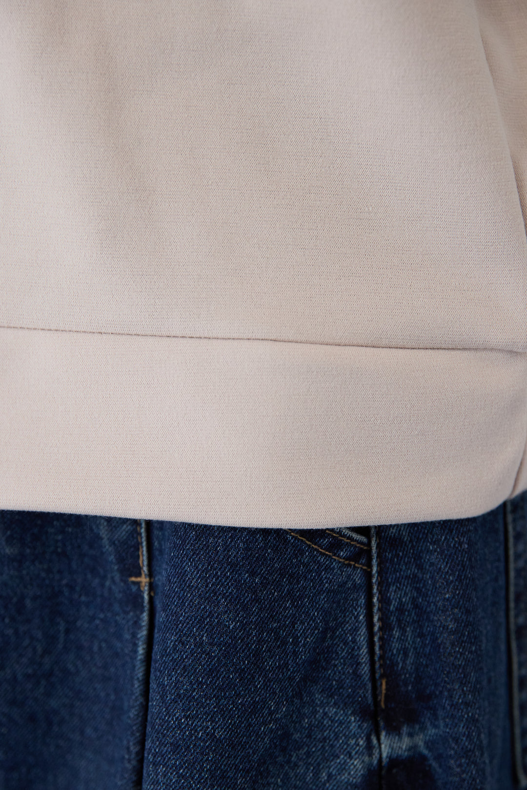 チュールスリーブ ドッキングプルオーバー