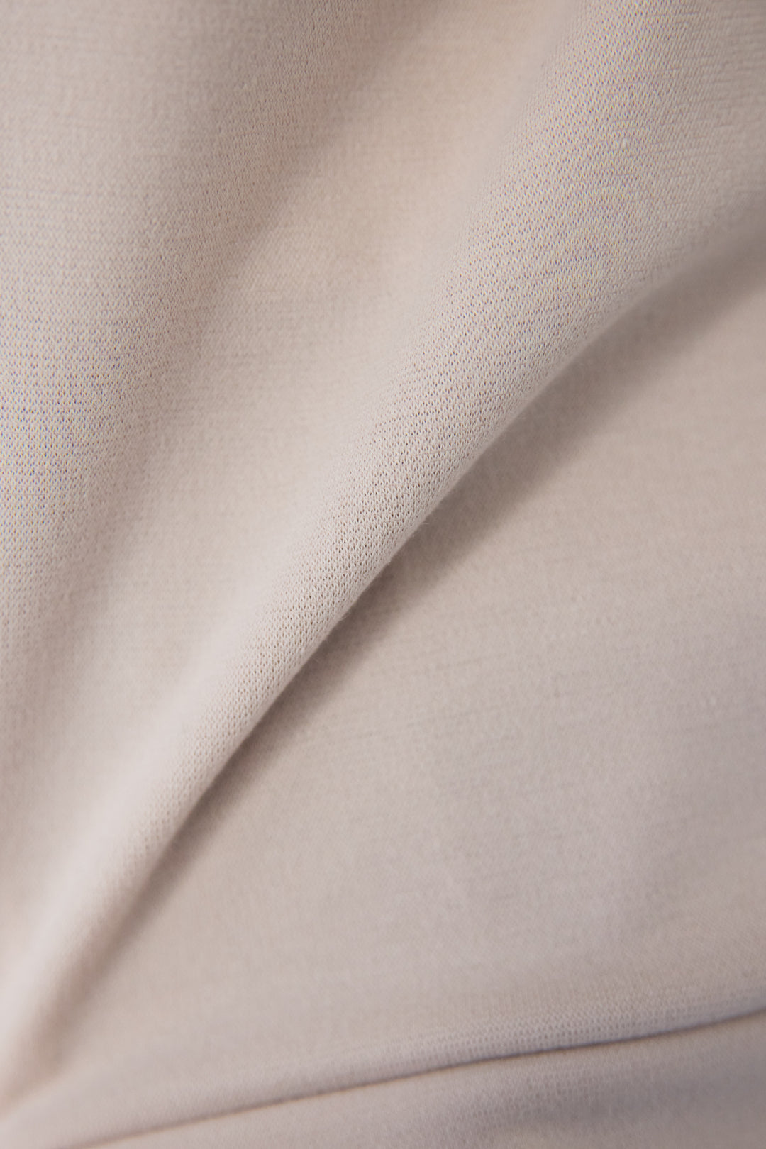 チュールスリーブ ドッキングプルオーバー