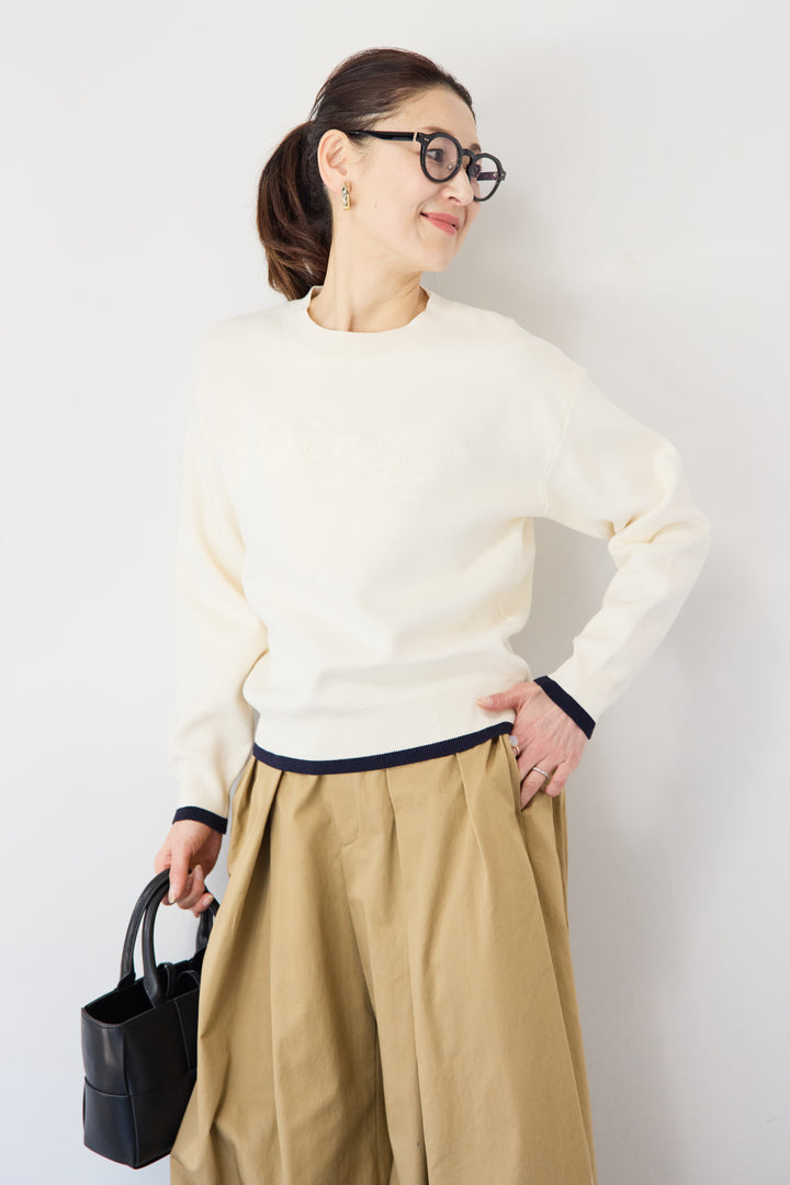 ロゴ刺繍ニットプルオーバー