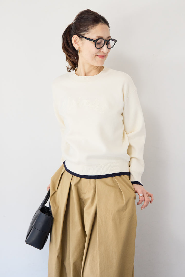 ロゴ刺繍ニットプルオーバー