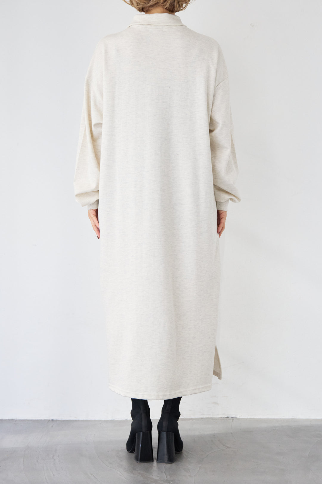 ハーフジップ・ルーズスウェットマキシワンピース