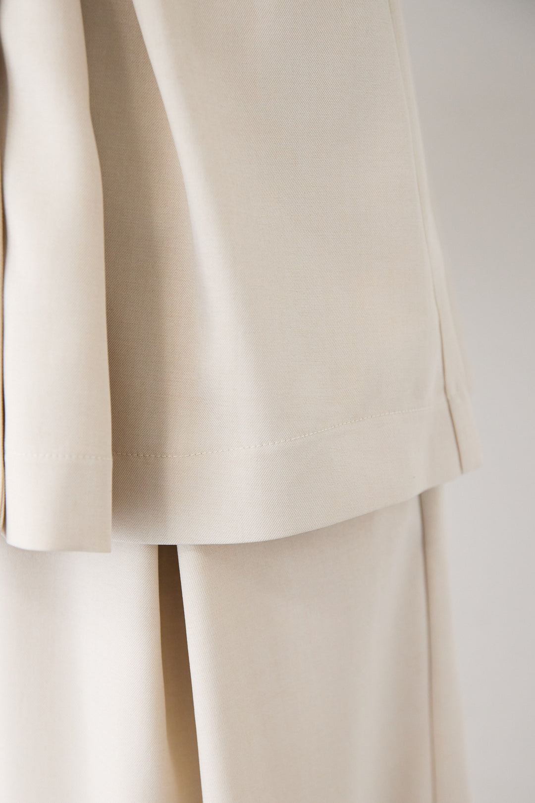 ツイルタック ペプラムベスト（セットアップ対応）